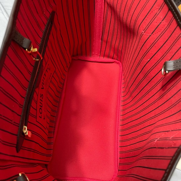 Louis Vuitton Neverfull MM Damier - Picture 7 of 12